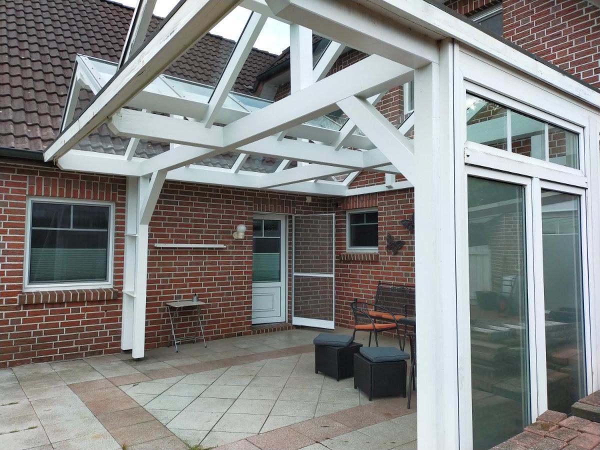 Exklusive Fewo Papenburg Mit Terrasse & Beheiztem Wintergarten Bagian luar foto